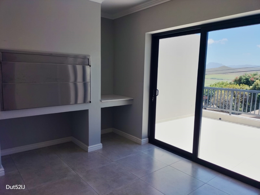 3 Bedroom Property for Sale in Fraaiuitsig Western Cape